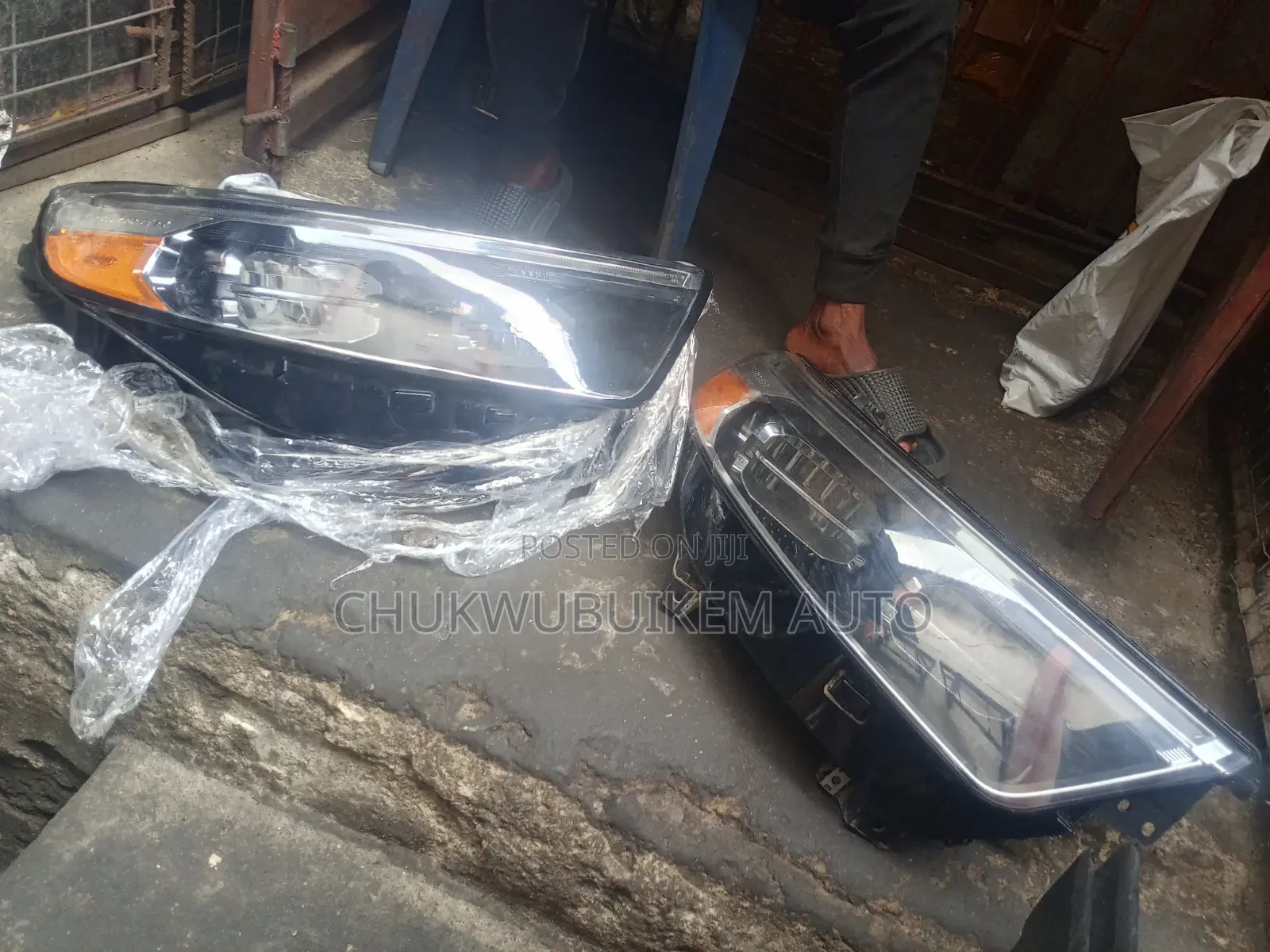 Headlamps Set for Ford Explorer 2017