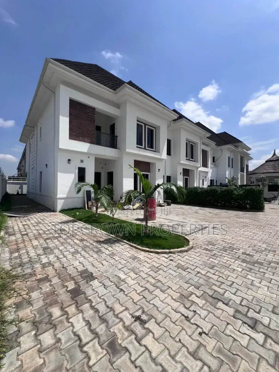 4bdrm Duplex in Jabi for rent