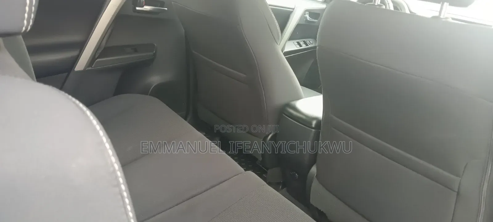 Toyota RAV4 XLE AWD (2.5L 4cyl 6A) 2017 Blue