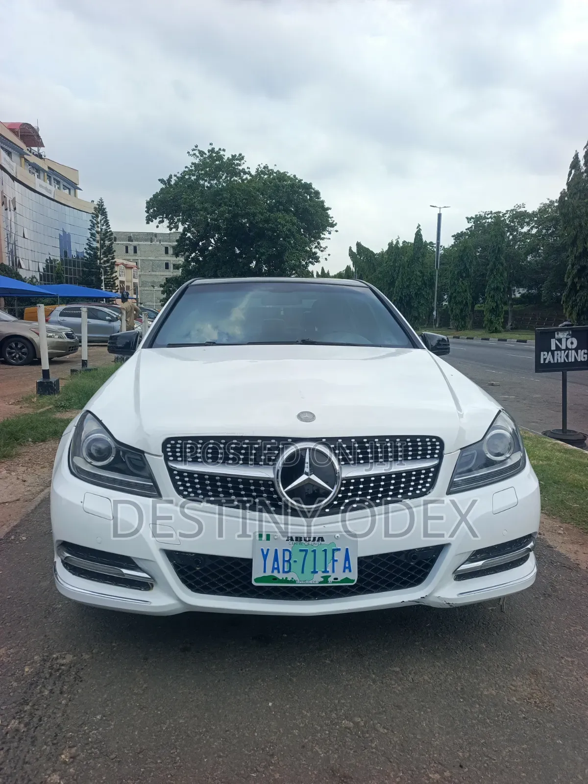 Mercedes-Benz C350 C350 BlueEFFICIENCY 4MATIC AWD 2010 White