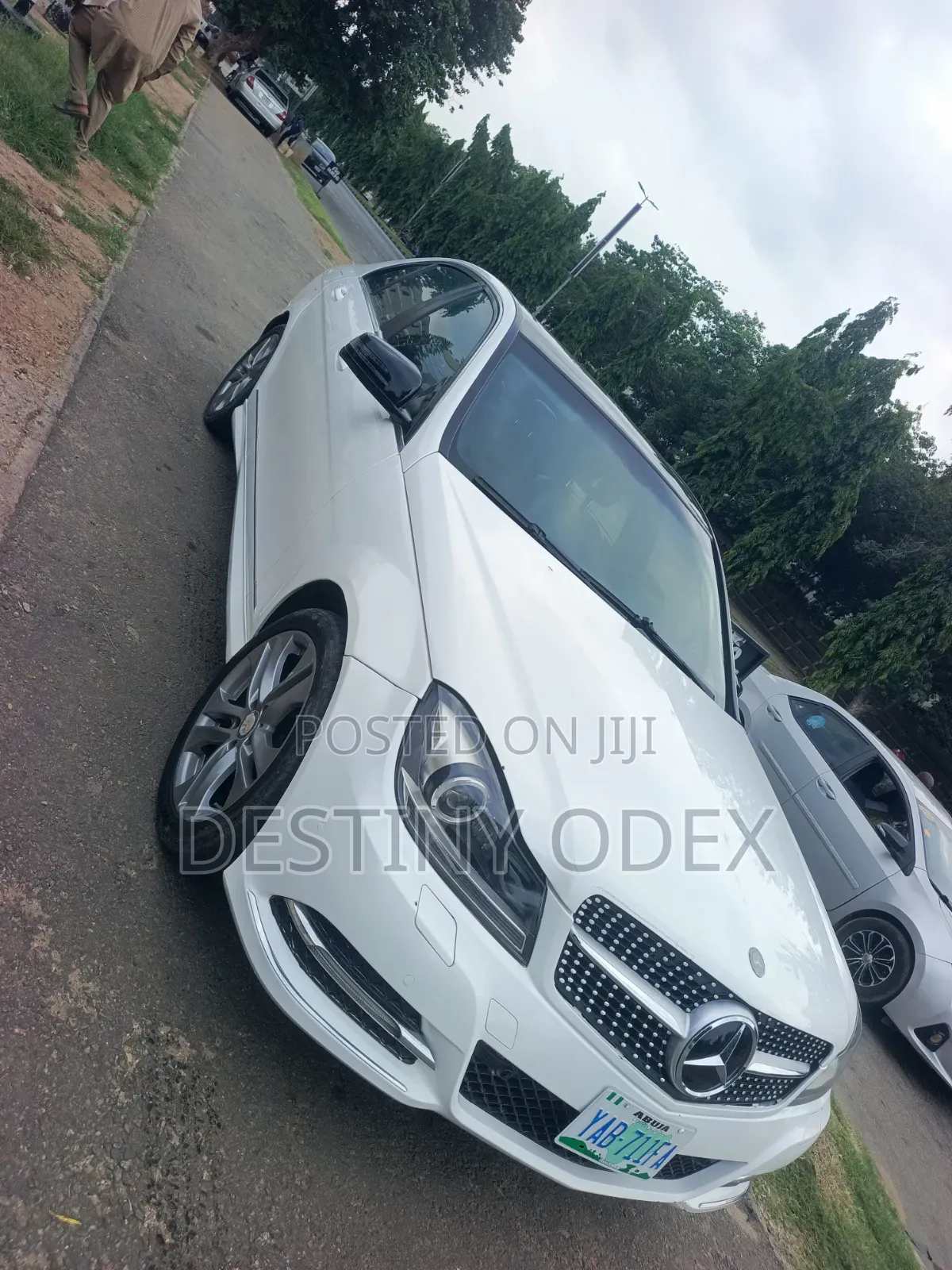 Mercedes-Benz C350 C350 BlueEFFICIENCY 4MATIC AWD 2010 White