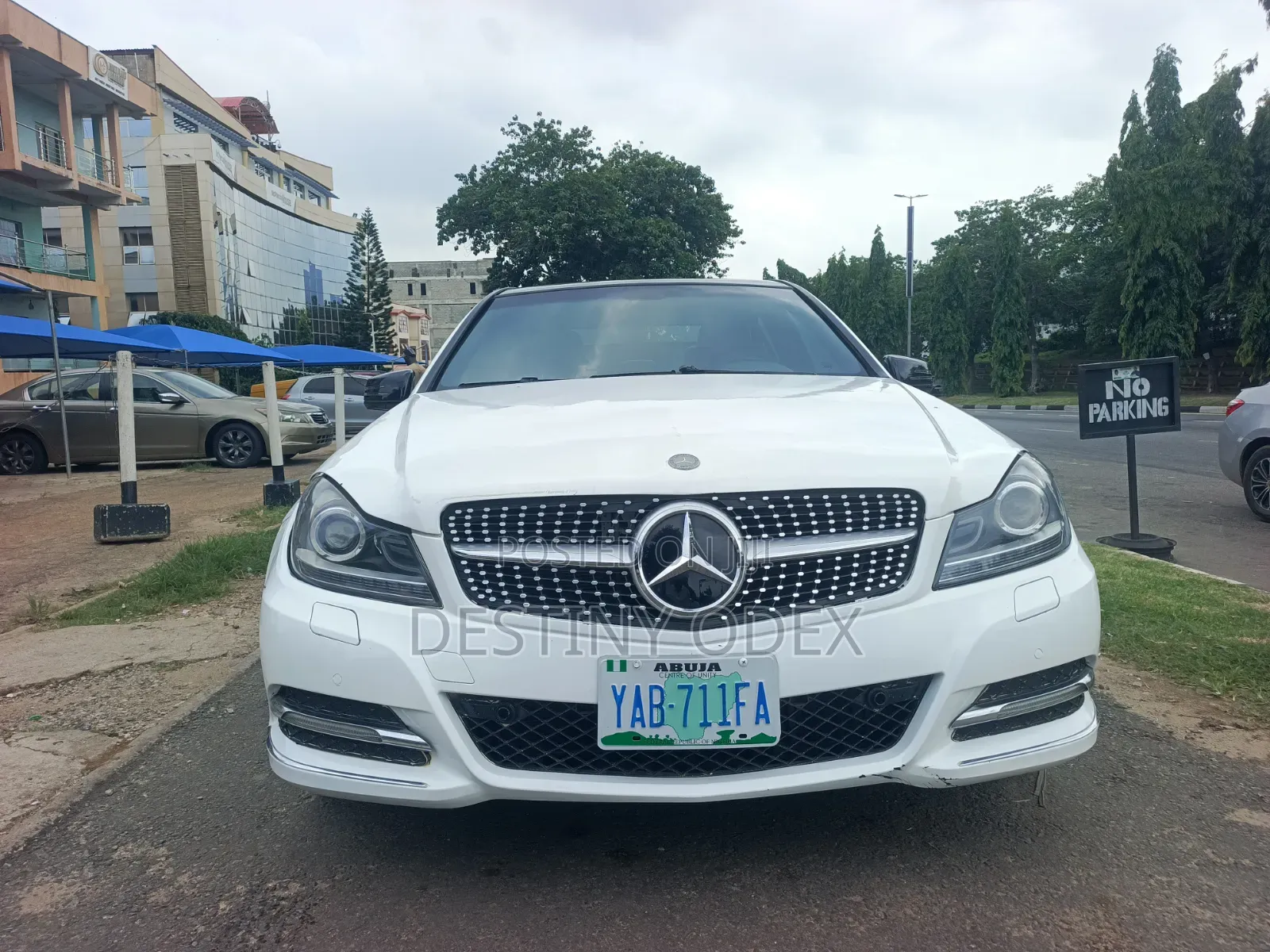 Mercedes-Benz C350 C350 BlueEFFICIENCY 4MATIC AWD 2010 White