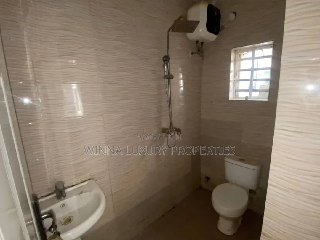 2bdrm Apartment in Crd Fha.., Lugbe District for sale