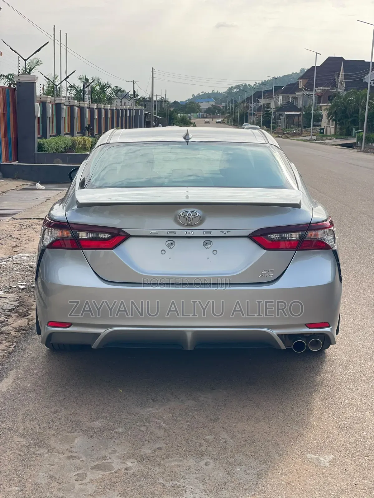 Toyota Camry SE 2022 Gray