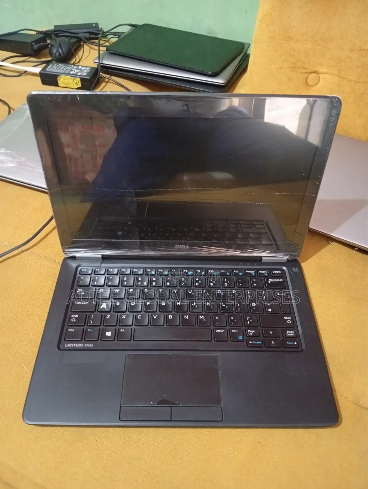 Laptop Dell Latitude 12 E7270 8GB Intel Core i5 SSD 256GB