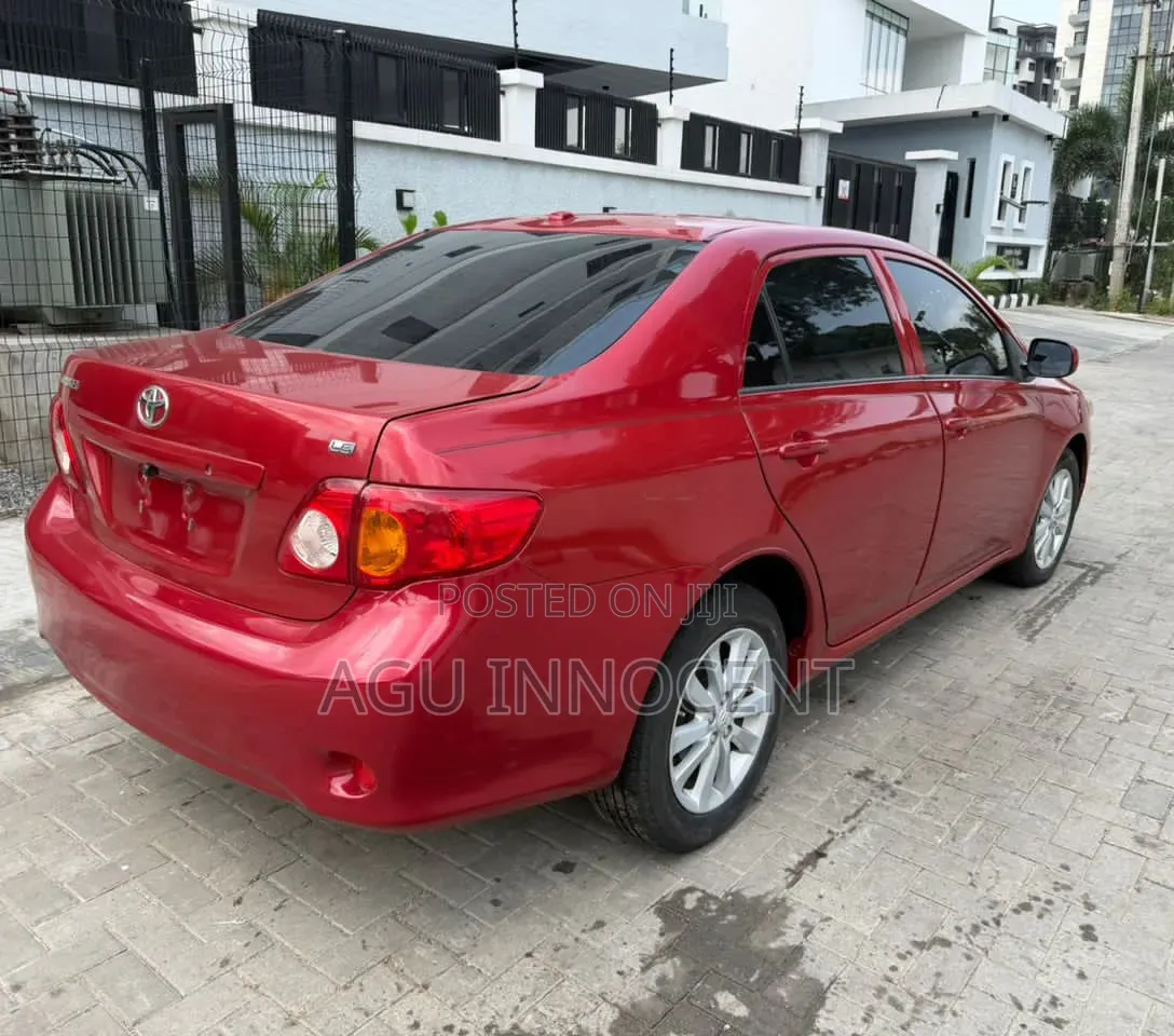 Toyota Corolla 2009 Red