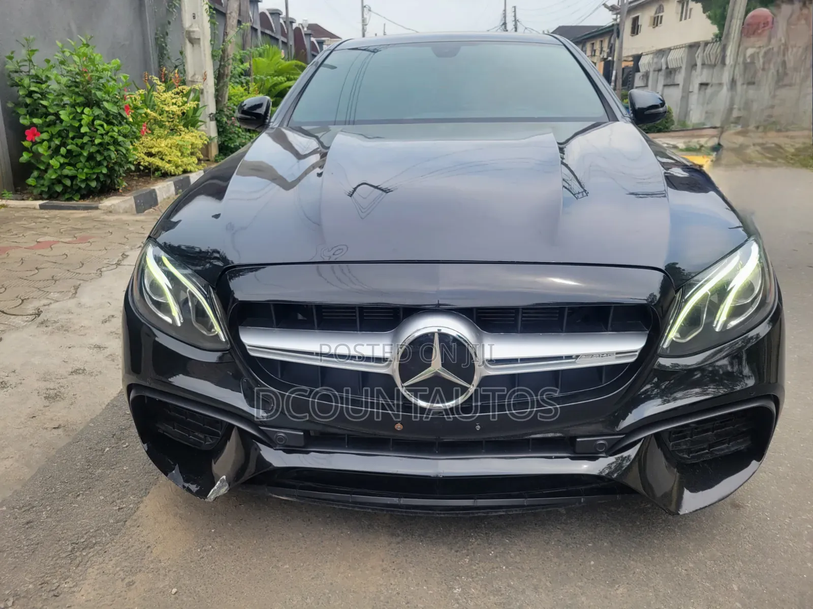 Mercedes-Benz E300 2017 Black