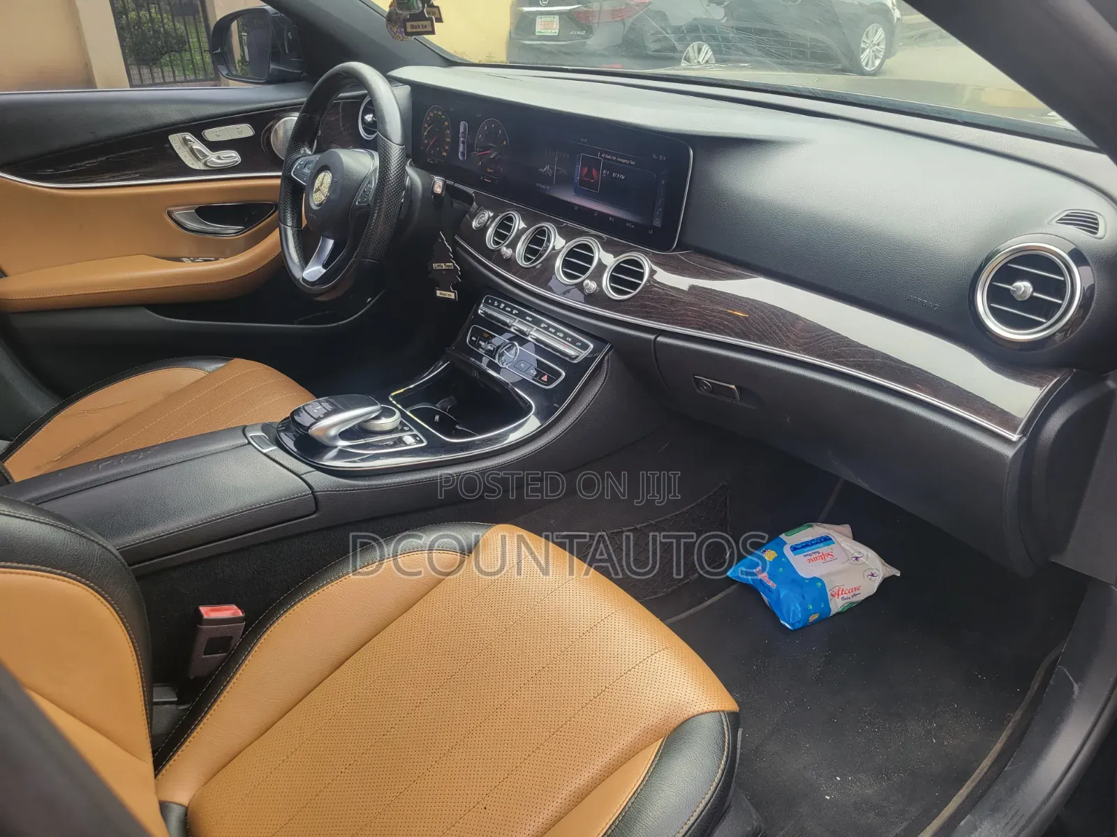 Mercedes-Benz E300 2017 Black