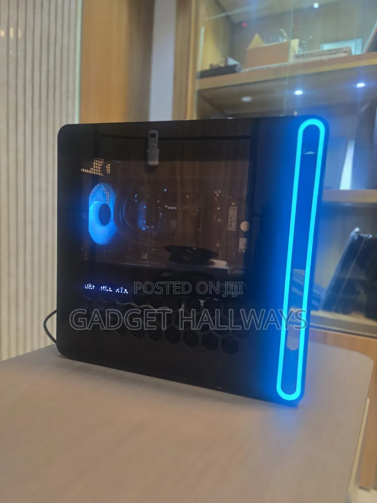 Desktop Computer Dell Aurora 32GB Intel Core i7 SSD 1T