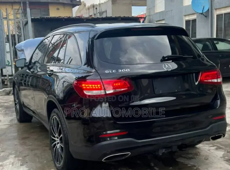Mercedes-Benz GLC-Class 2016 Black