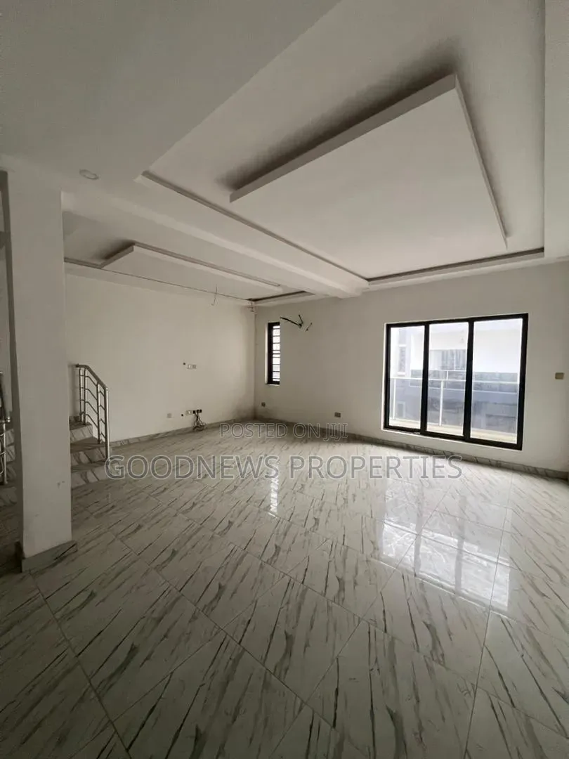 4bdrm Duplex in Ikate for rent
