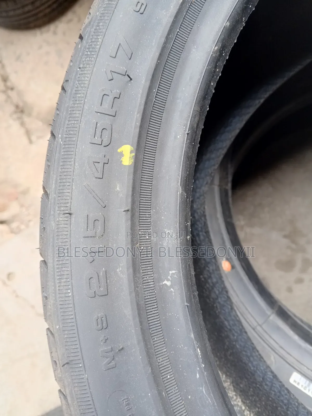 215/45r17 Boto
