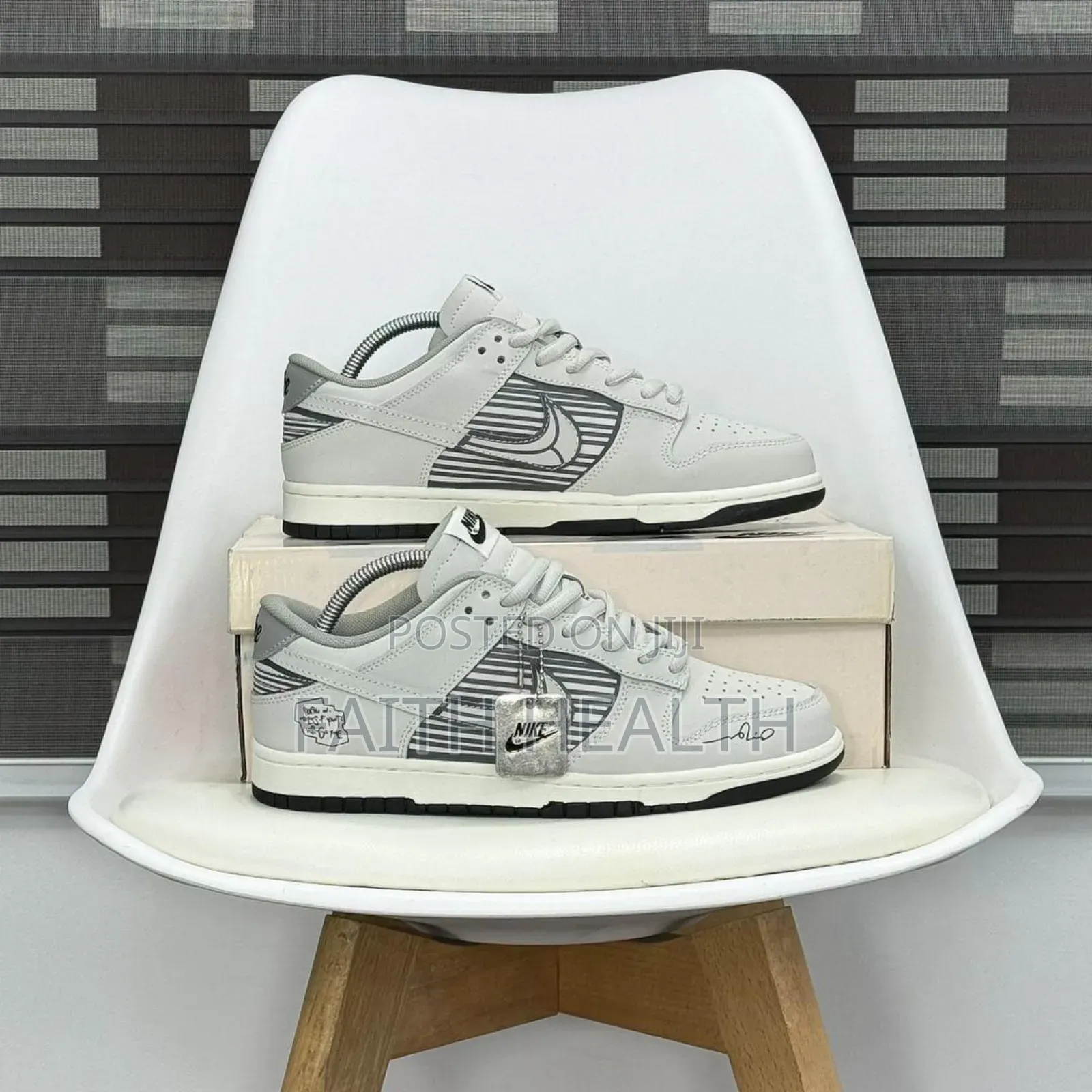 *No Brainer PSD X Nike Sb Dunk Low Customs “Daniel Arsham -Hi