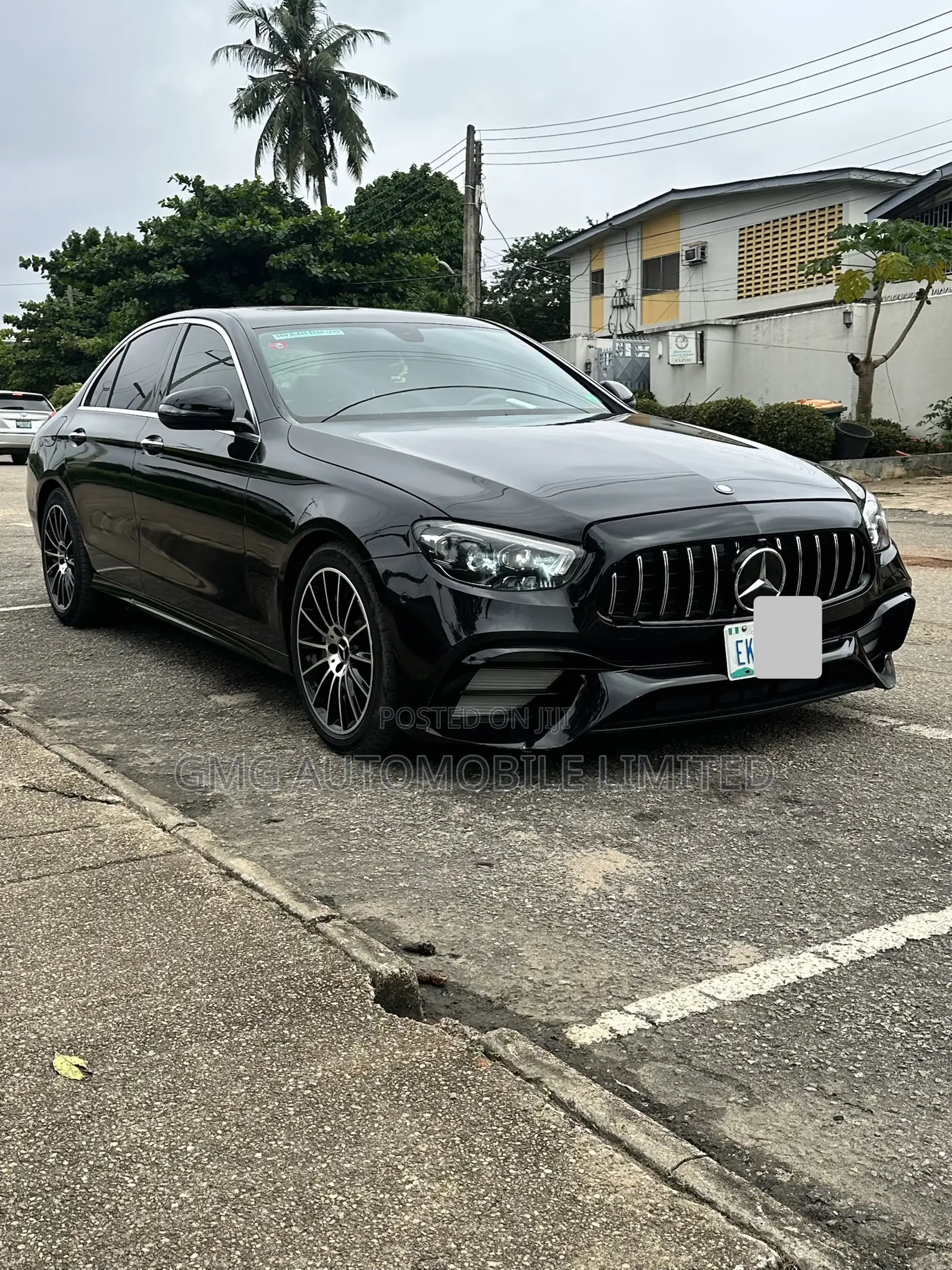 Mercedes-Benz E300 2016 Black
