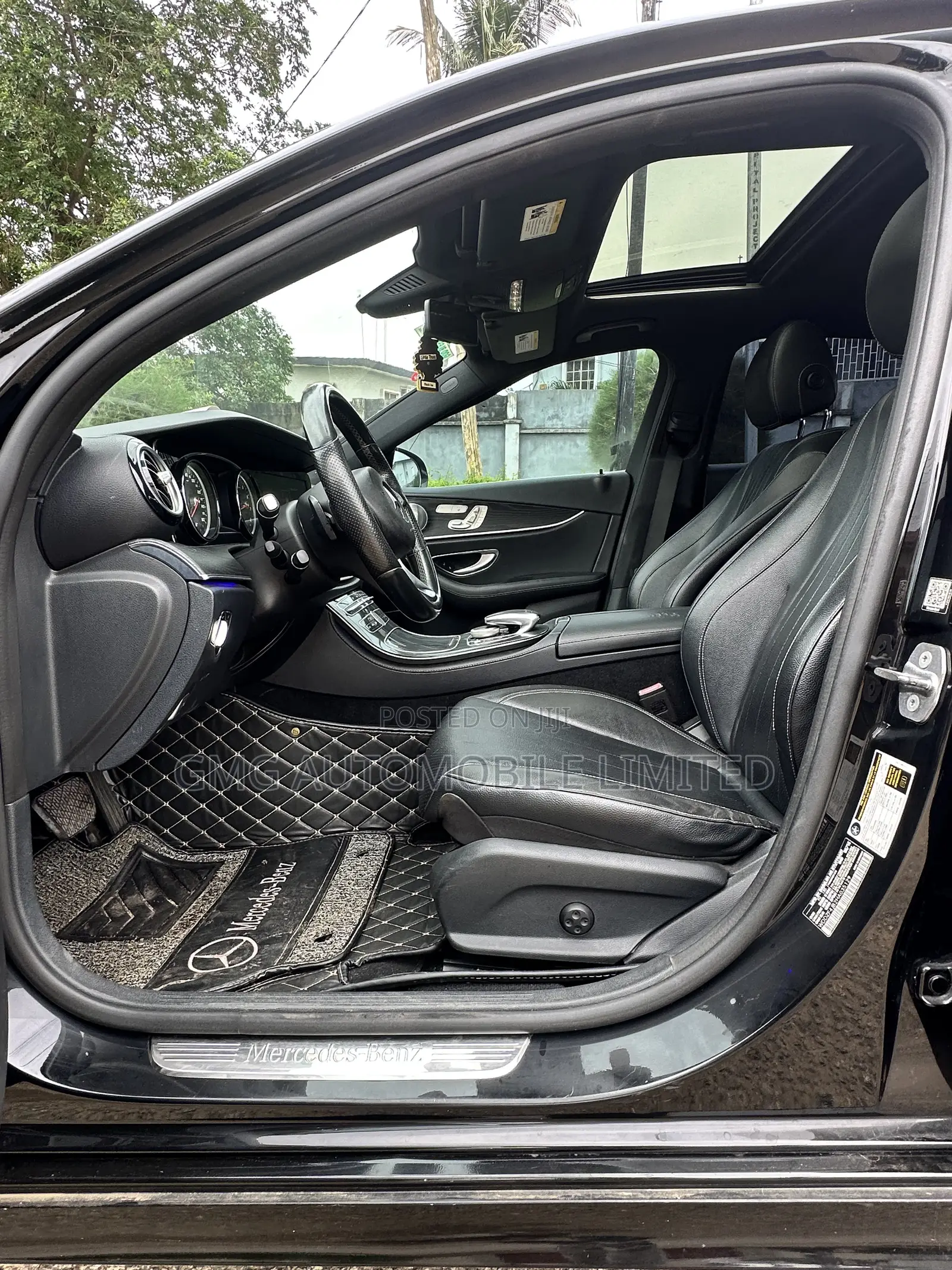 Mercedes-Benz E300 2016 Black