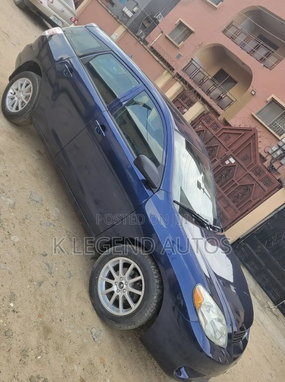 Toyota Matrix XR Hatchback AWD (1.8L 4cyl 4A) 2005 Blue