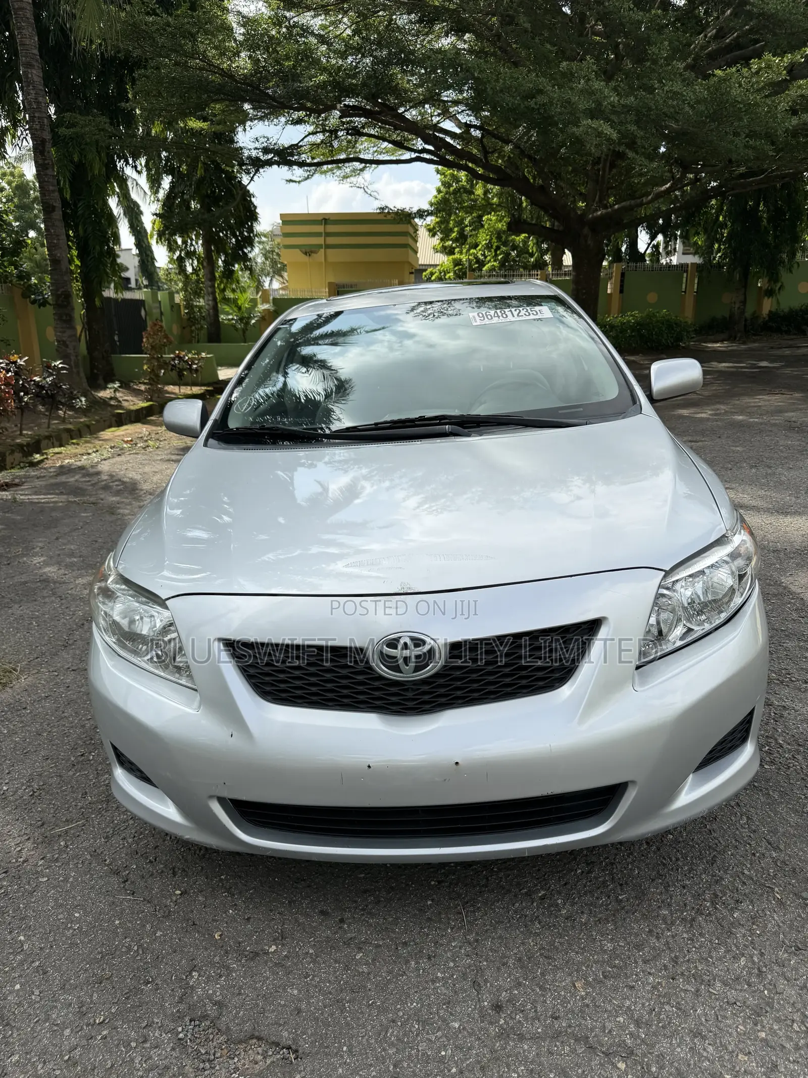 Toyota Corolla LE 4dr Sedan (1.8L 4 cyl 4A) 2009 Silver