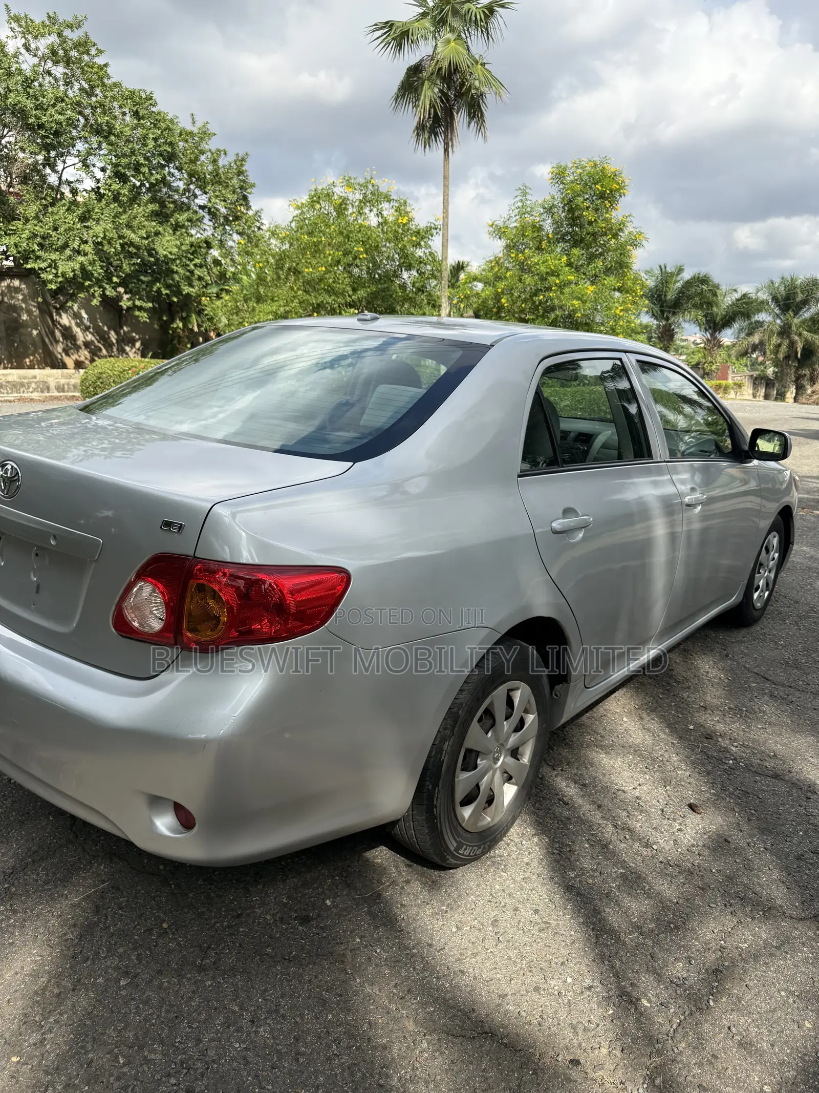 Toyota Corolla LE 4dr Sedan (1.8L 4 cyl 4A) 2009 Silver
