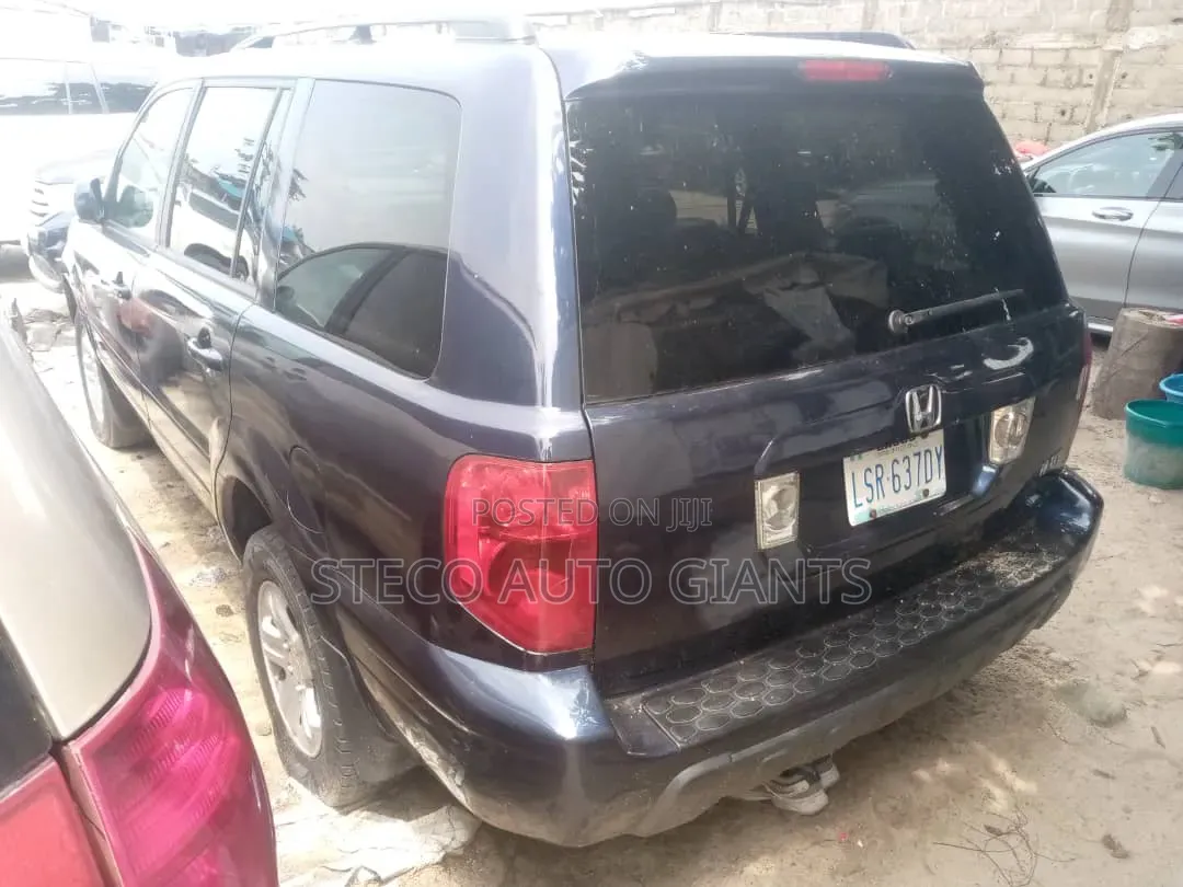 Honda Pilot 2004 Black