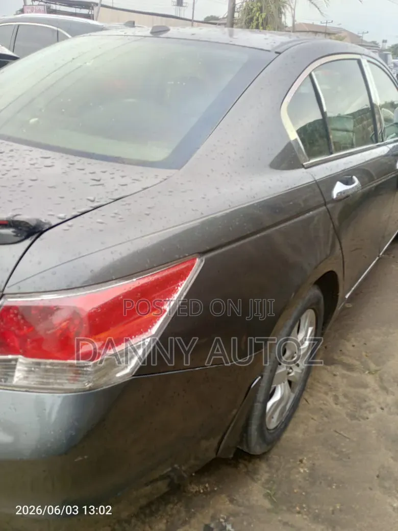 Honda Accord 2007 Silver