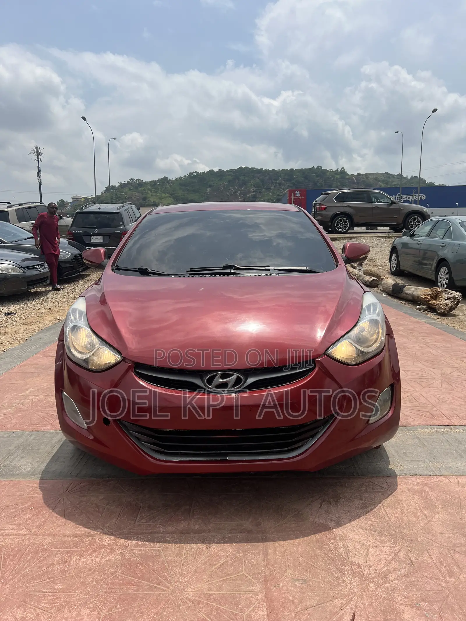 Hyundai Elantra 2013 Red