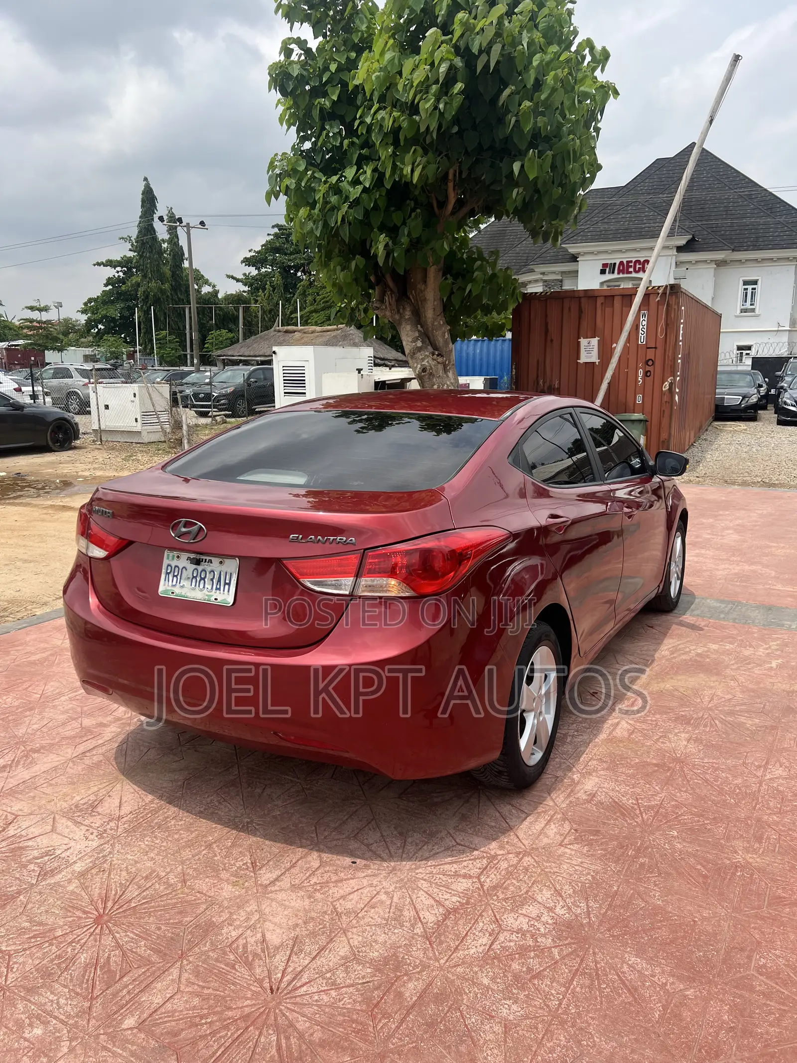 Hyundai Elantra 2013 Red