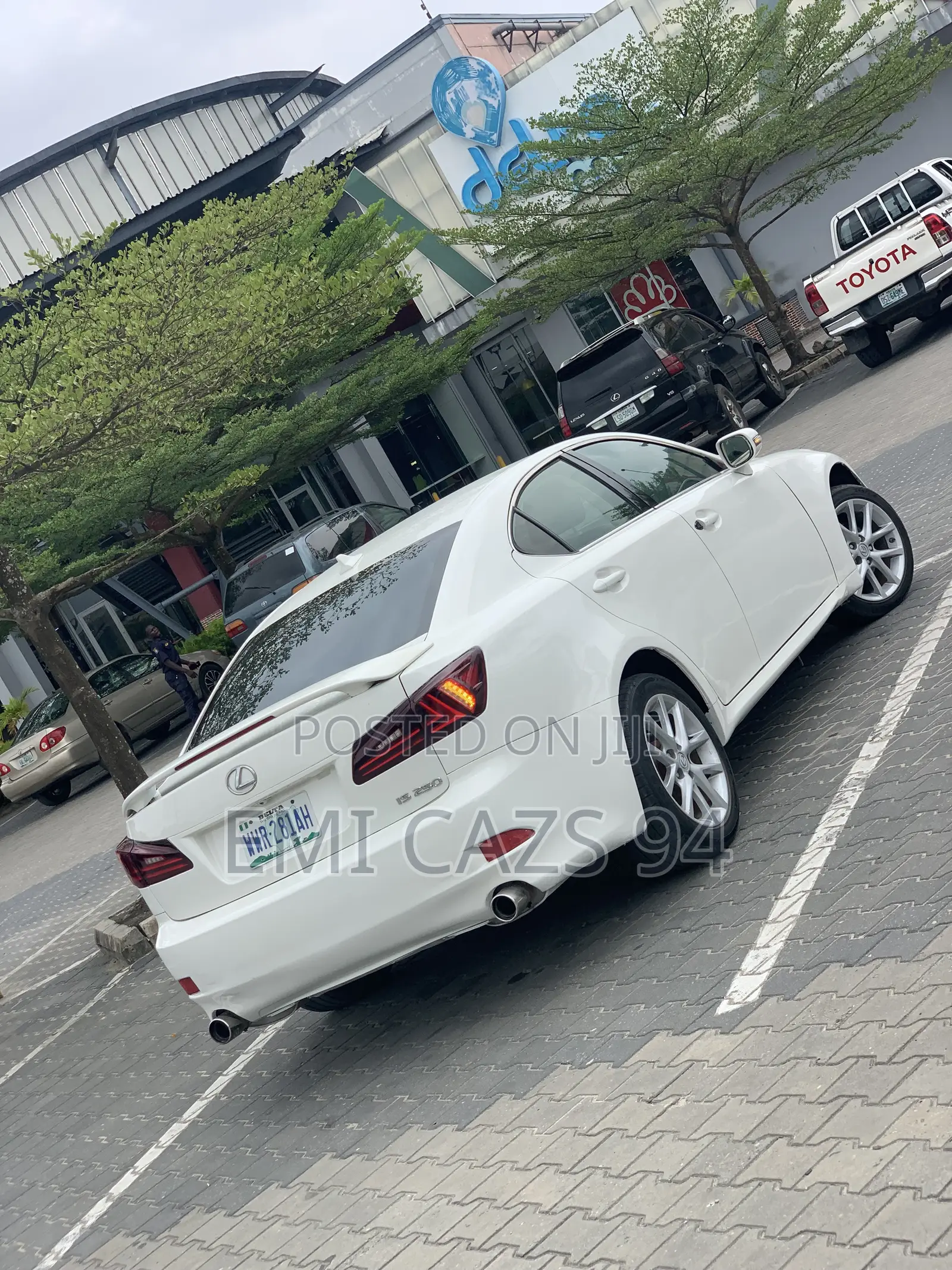 Lexus IS 250 AWD Automatic 2012 White