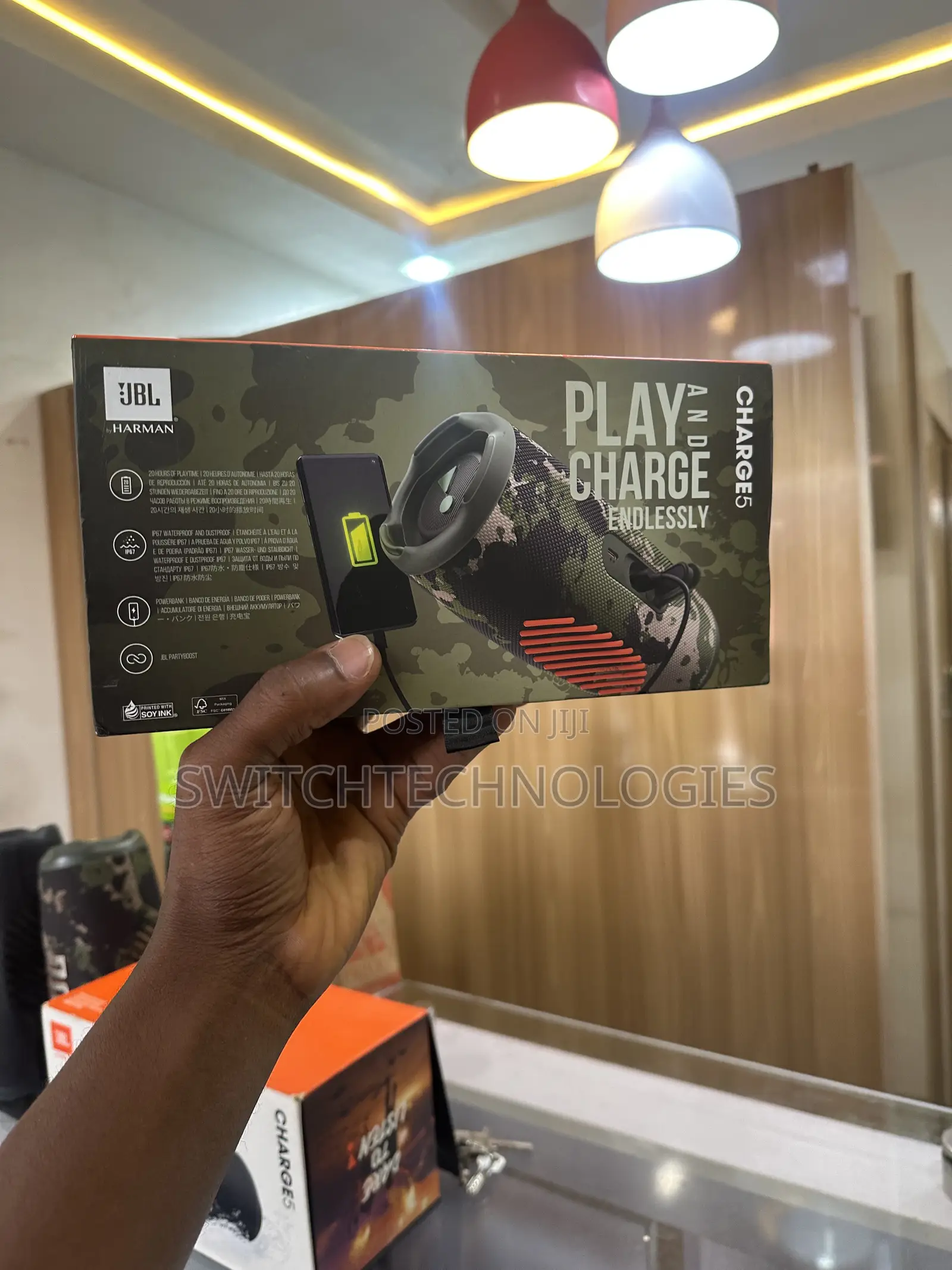 JBL Charge 5