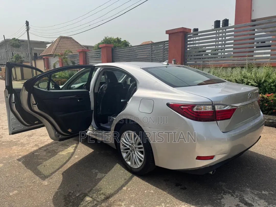 Lexus ES 2014 Silver