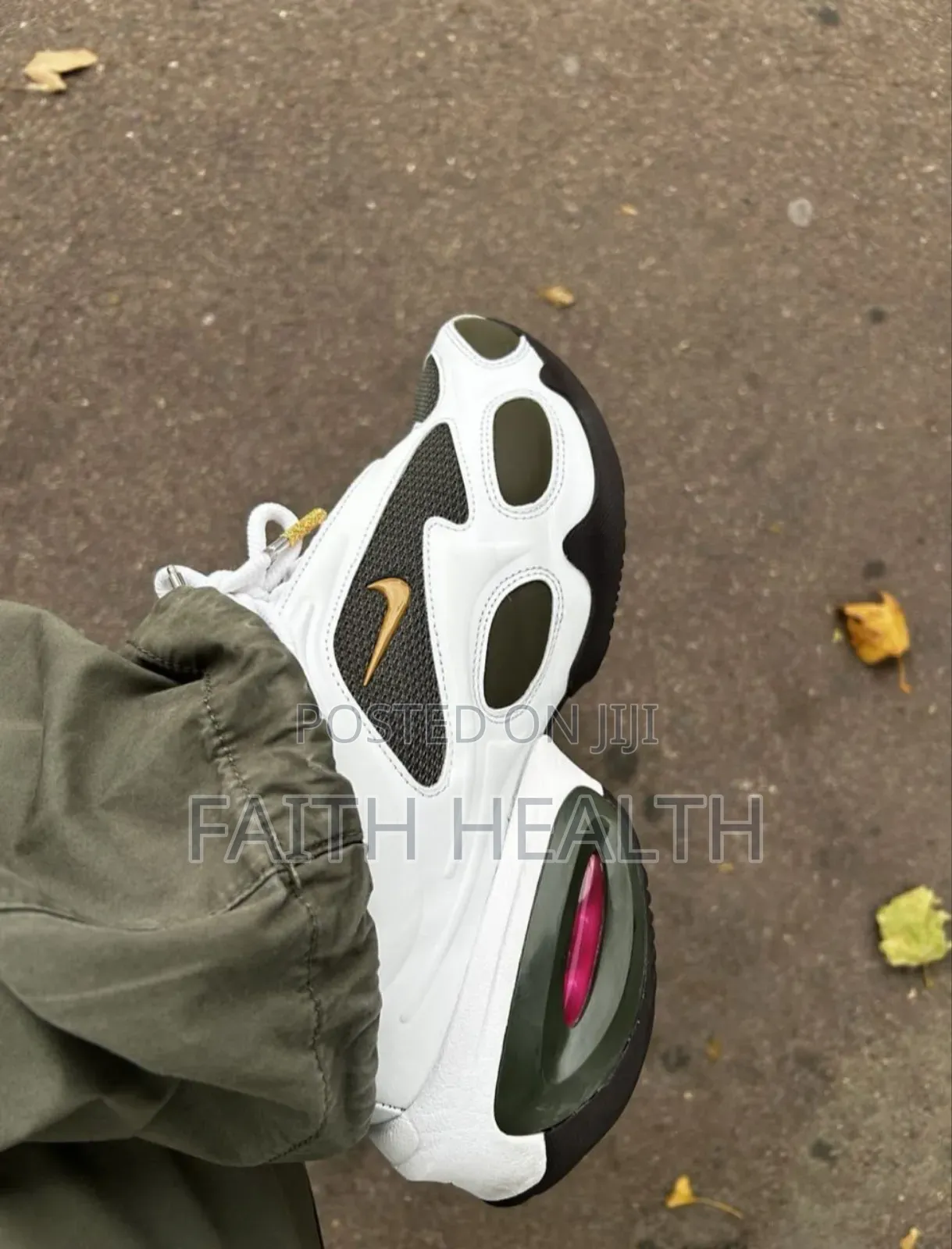 *Veneda Carter × Nike Air Max Muse “White Cargo Khaki” Snks* *Kind