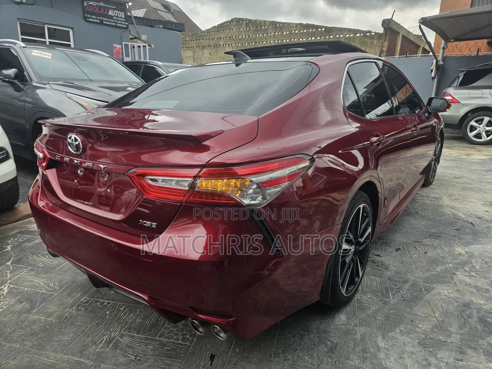 Toyota Camry XSE FWD (2.5L 4cyl 8AM) 2018 Red