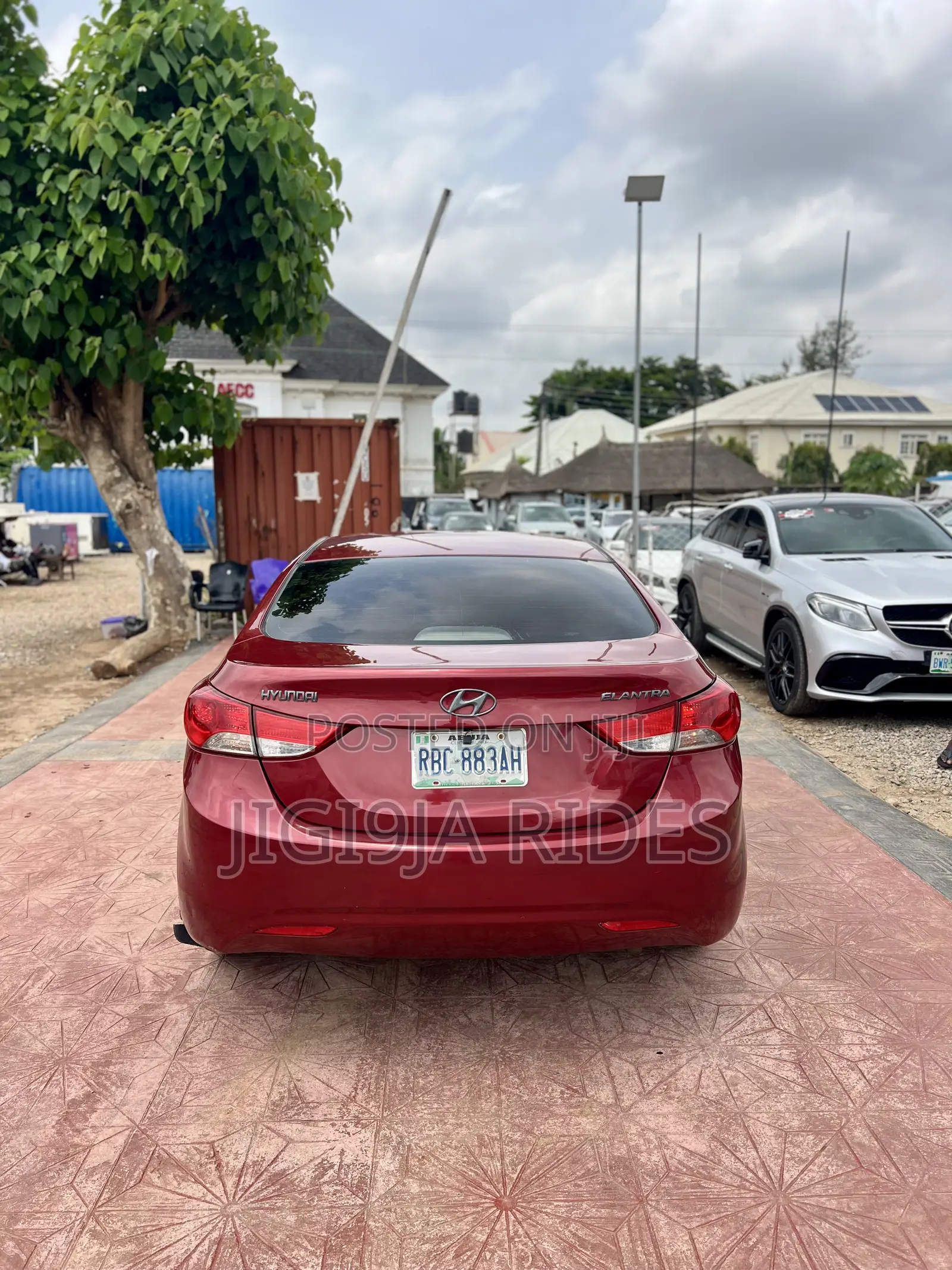 Hyundai Elantra 2013 Red