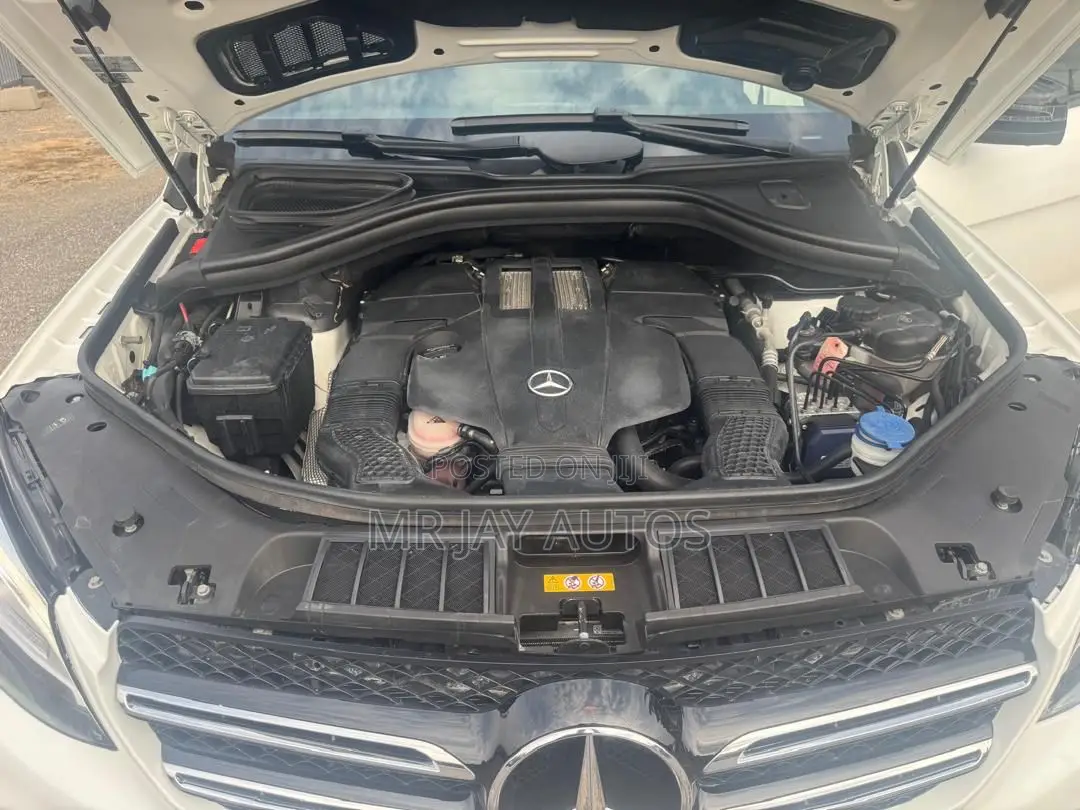 Mercedes-Benz GLE-Class 2018 White