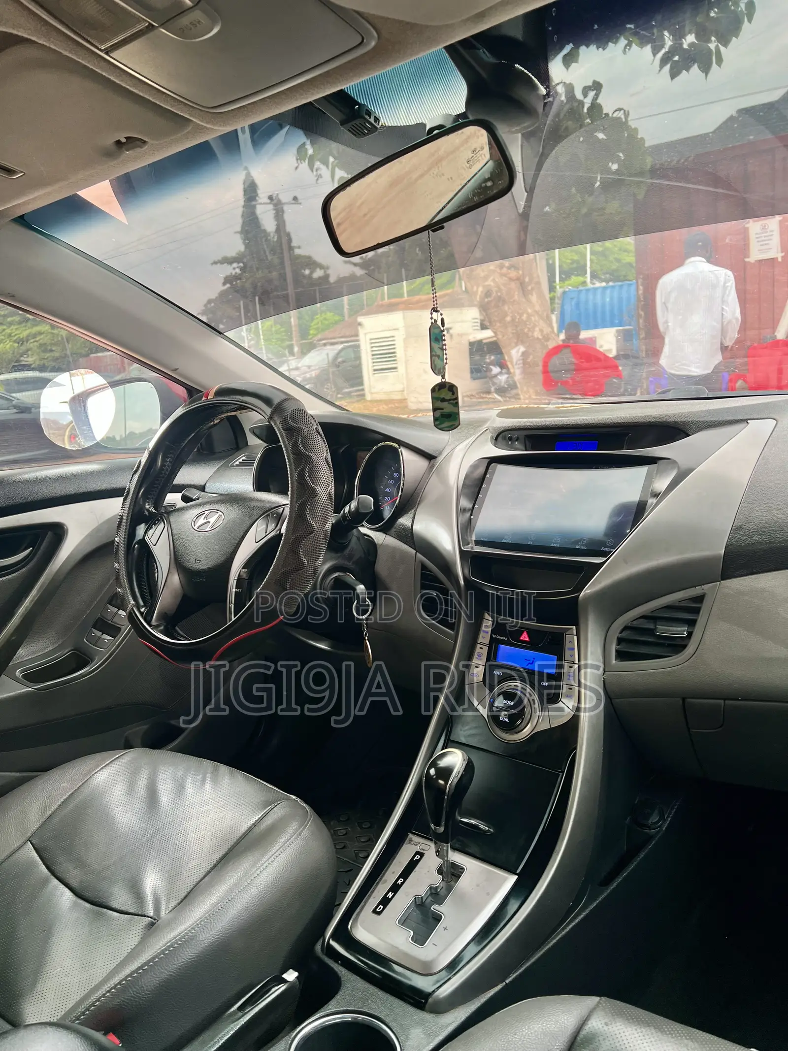 Hyundai Elantra 2013 Red