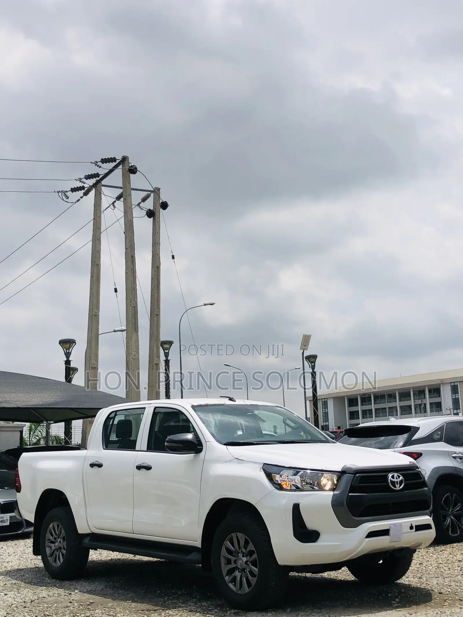 New Toyota Hilux 2025 White