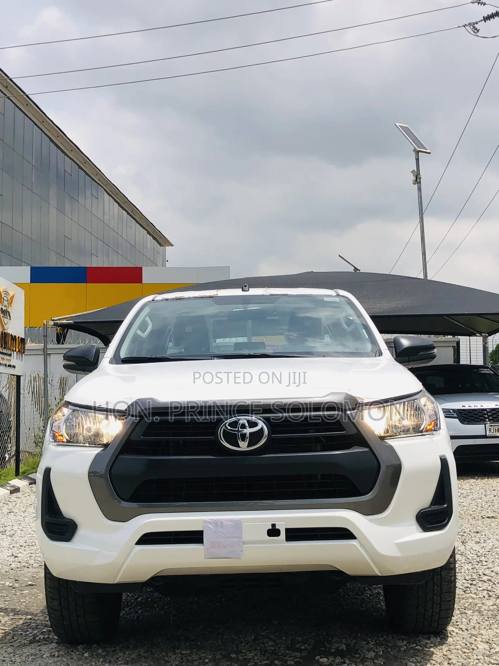 New Toyota Hilux 2025 White