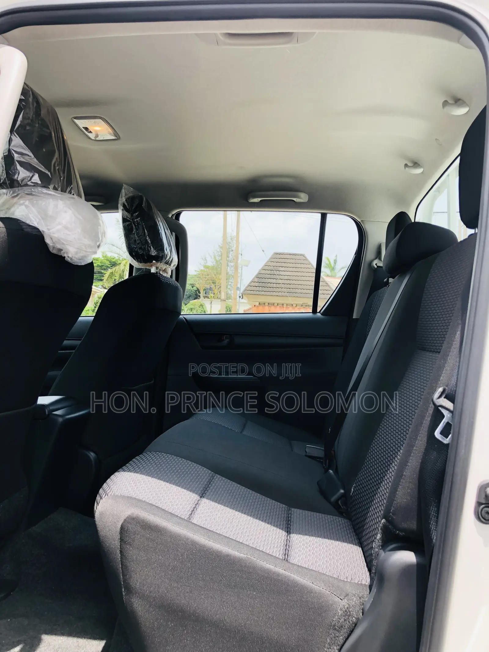 New Toyota Hilux 2025 White