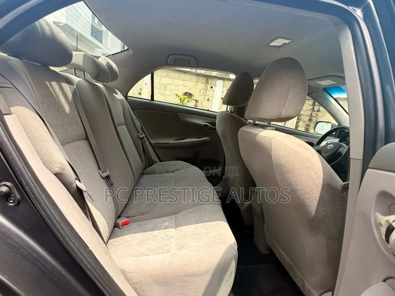Toyota Corolla Base 4dr Sedan (1.8L 4cyl 5M) 2009 Gray