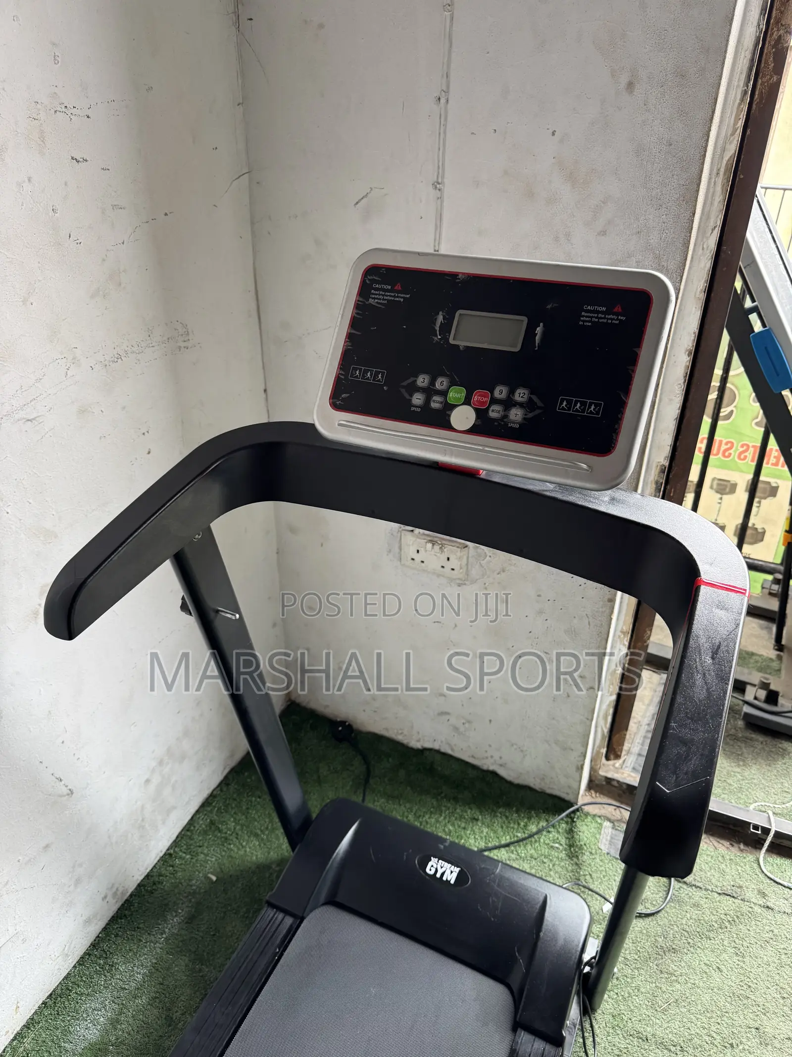 2.5hp Black Running Treadmill