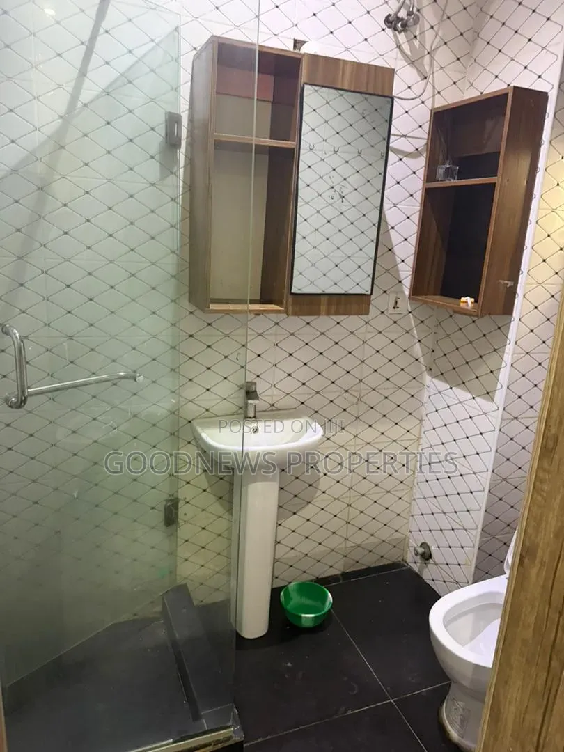 3bdrm Duplex in Ikota Lagos State for rent