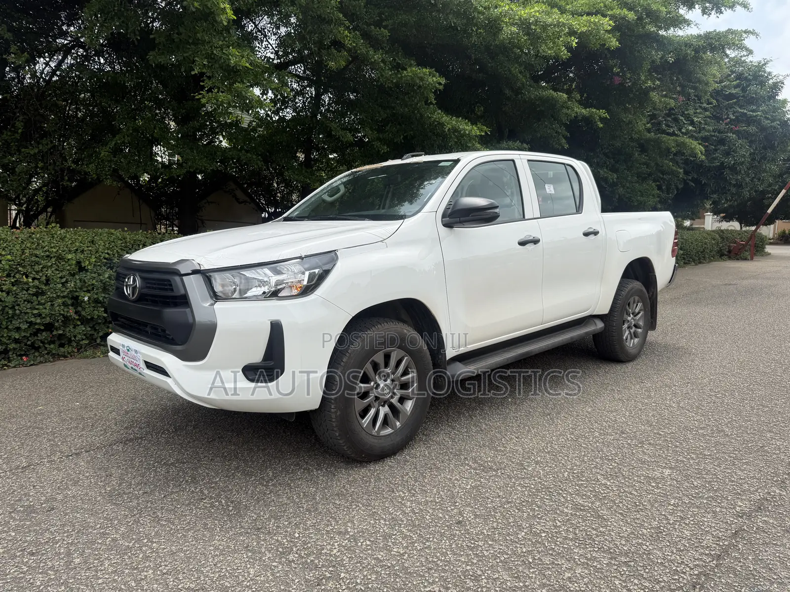 New Toyota Hilux 2025 White