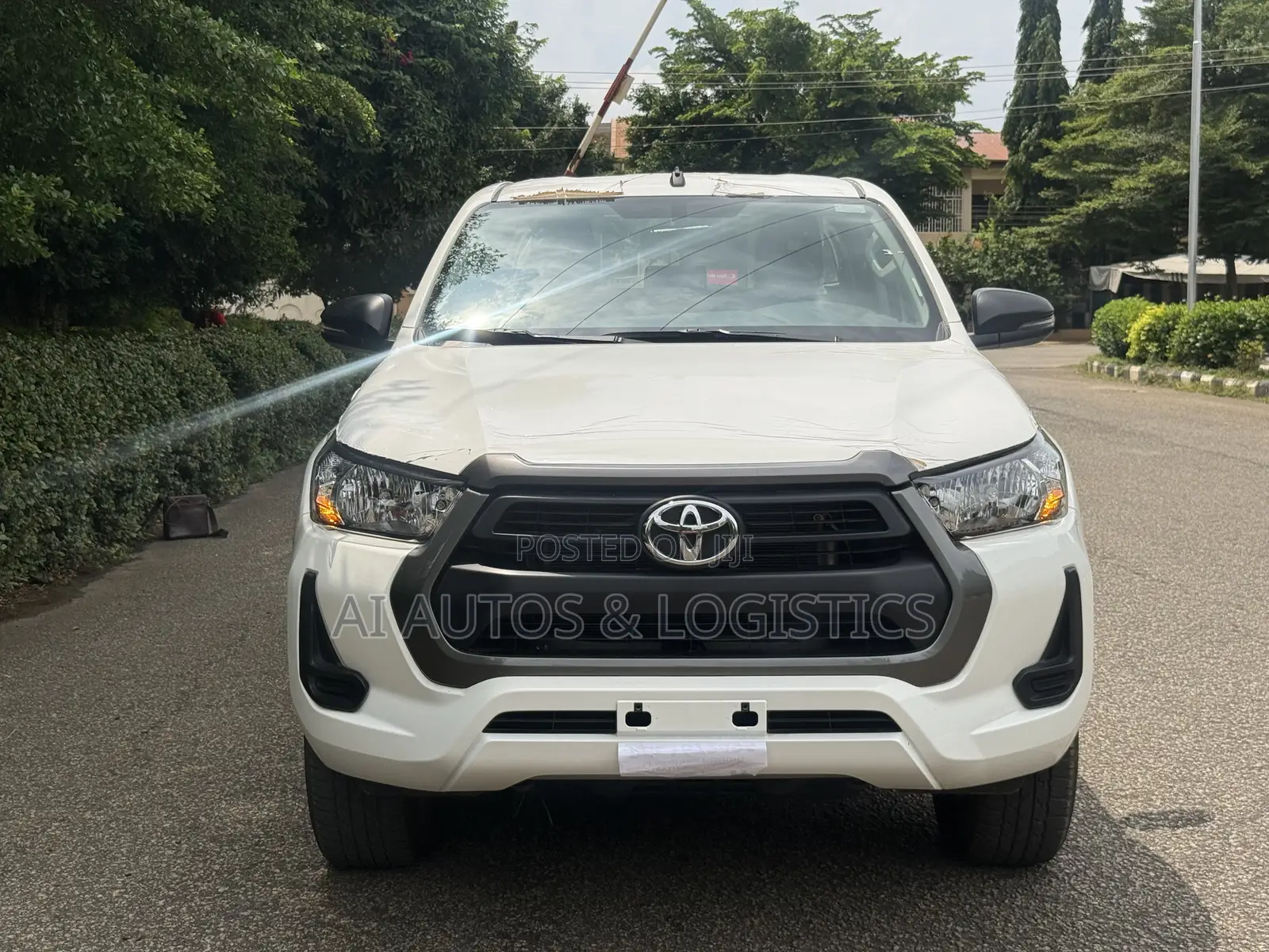 New Toyota Hilux 2025 White