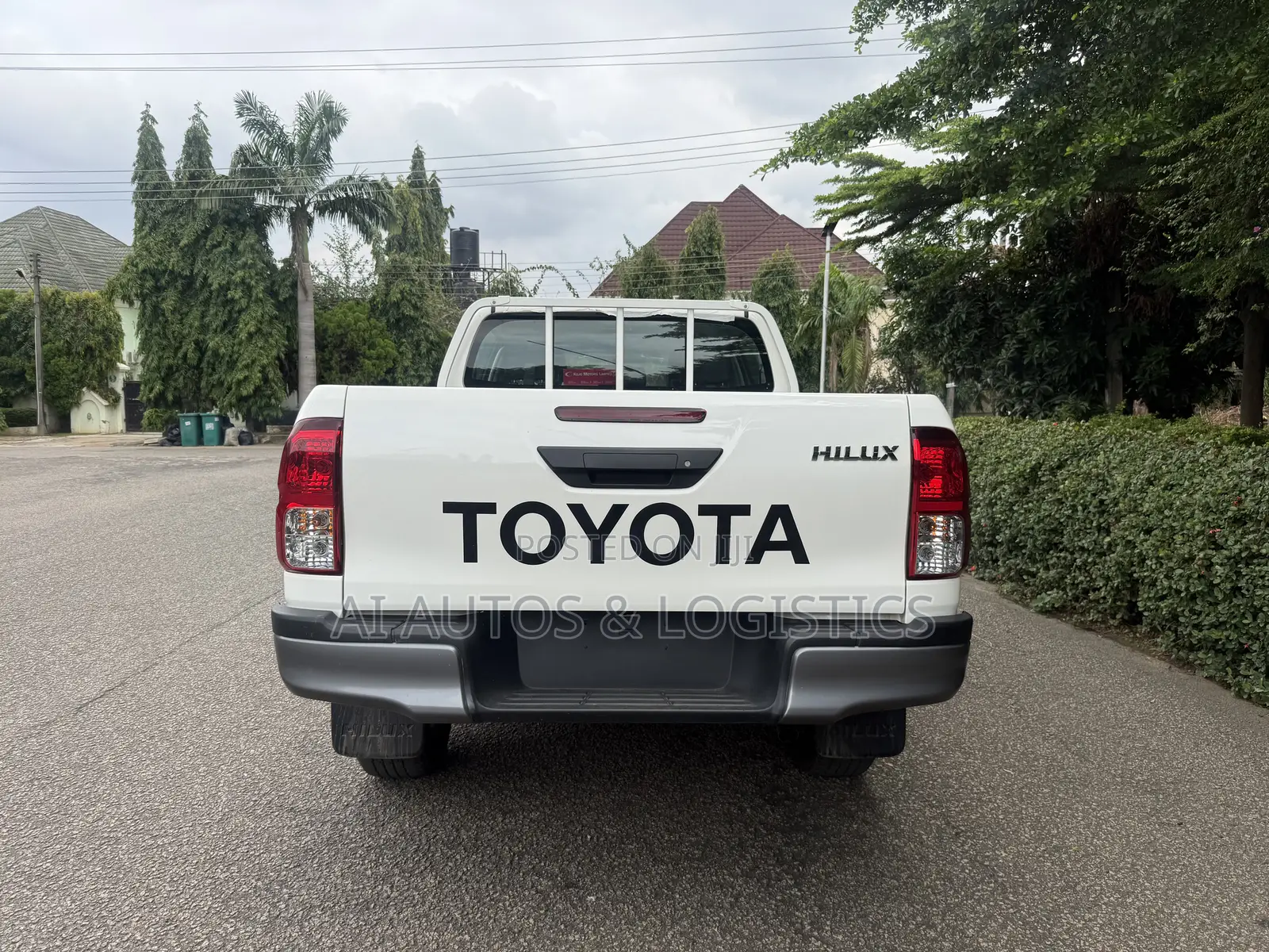 New Toyota Hilux 2025 White