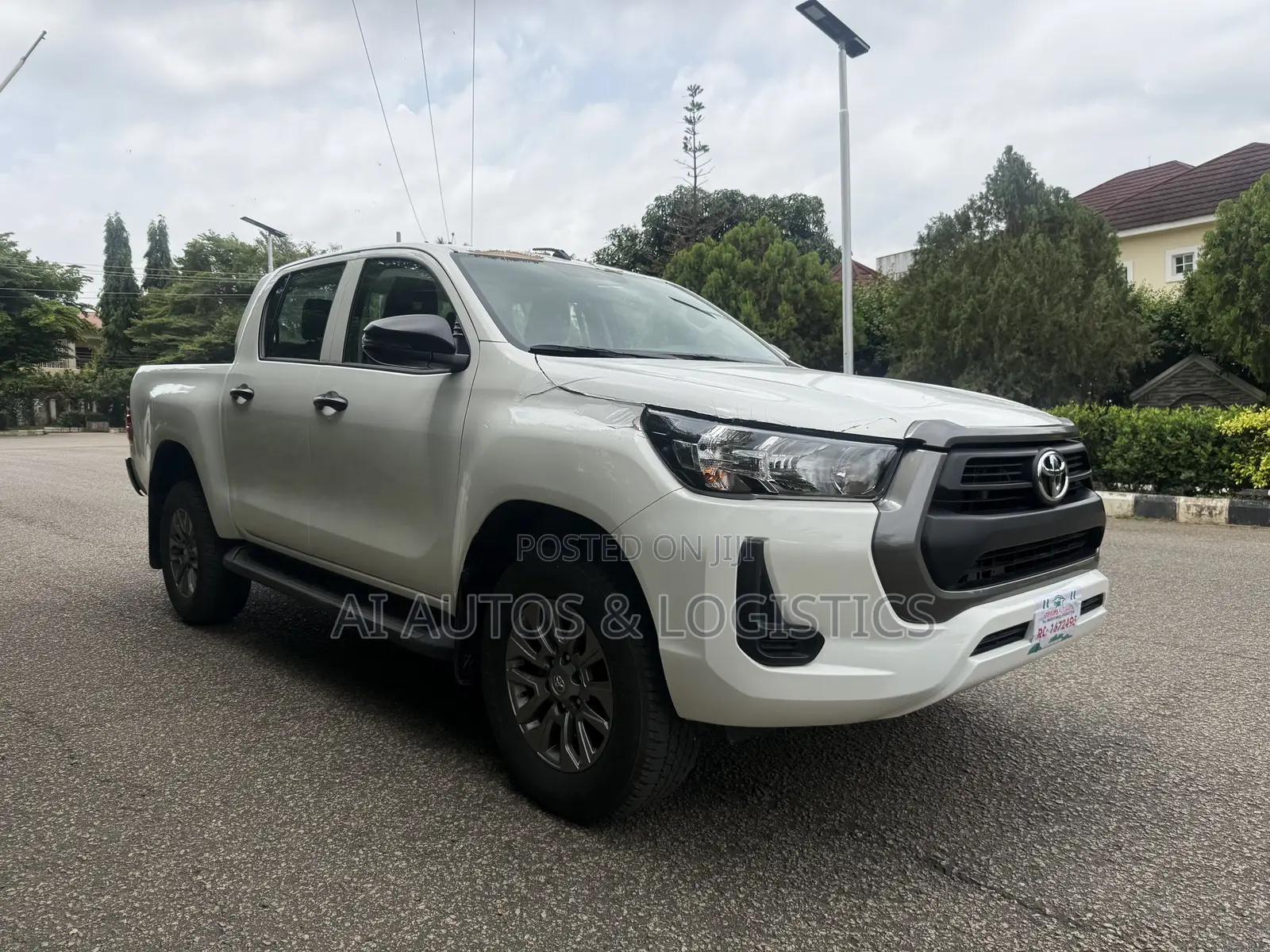 New Toyota Hilux 2025 White