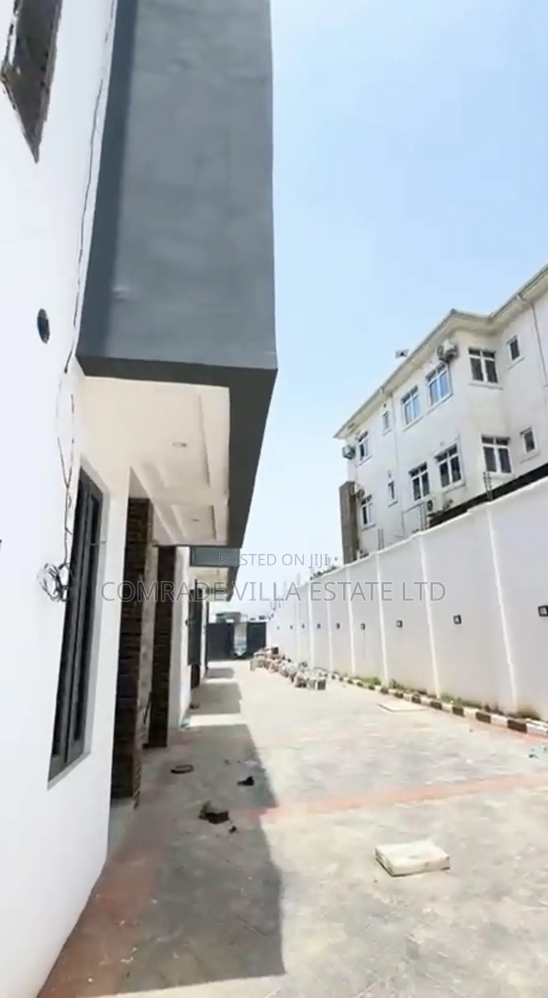 4bdrm Duplex in Life Camp for sale