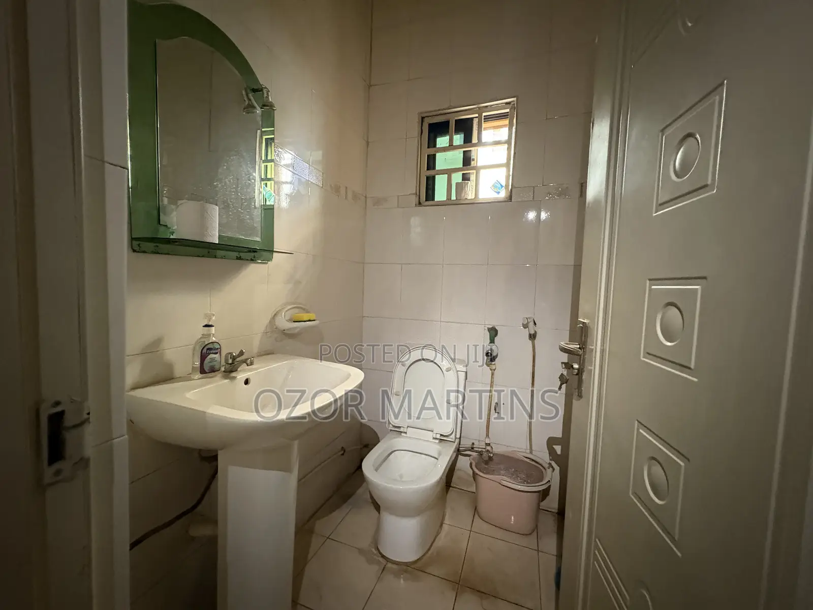 3bdrm Block of Flats in Wuye for rent