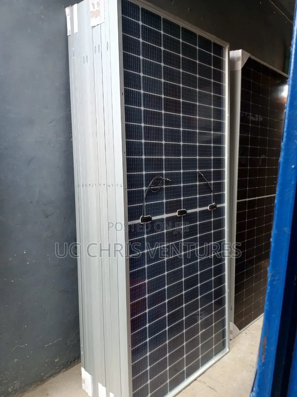 Jinko 650 Watt Tiger Neo Bifacial Solar Panel