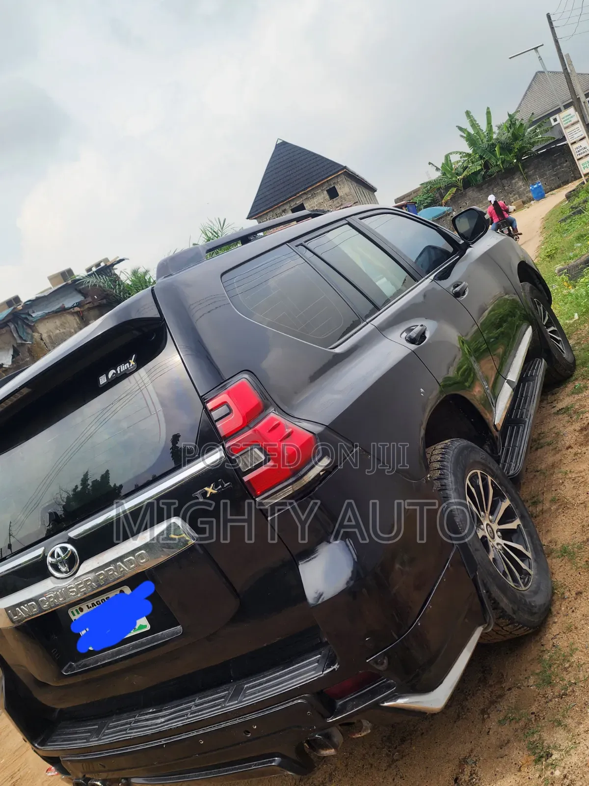 Toyota Land Cruiser Prado 2013 Black