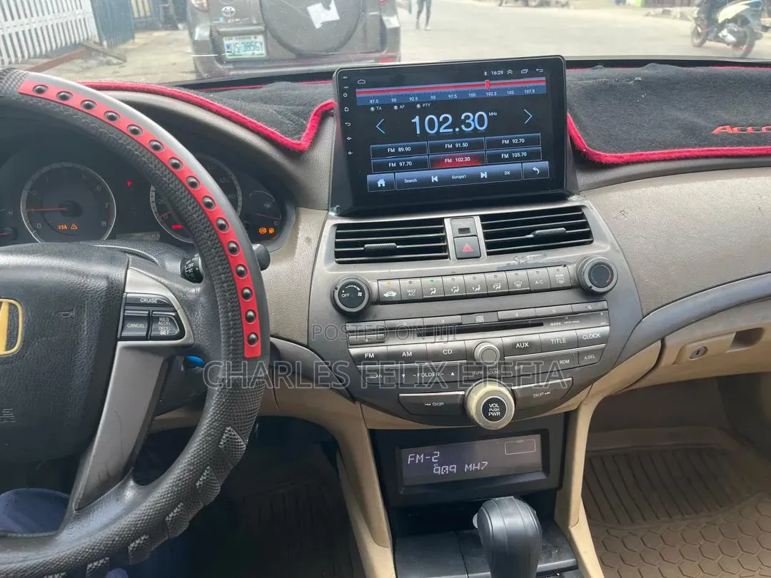 Honda Accord 2009 Gold