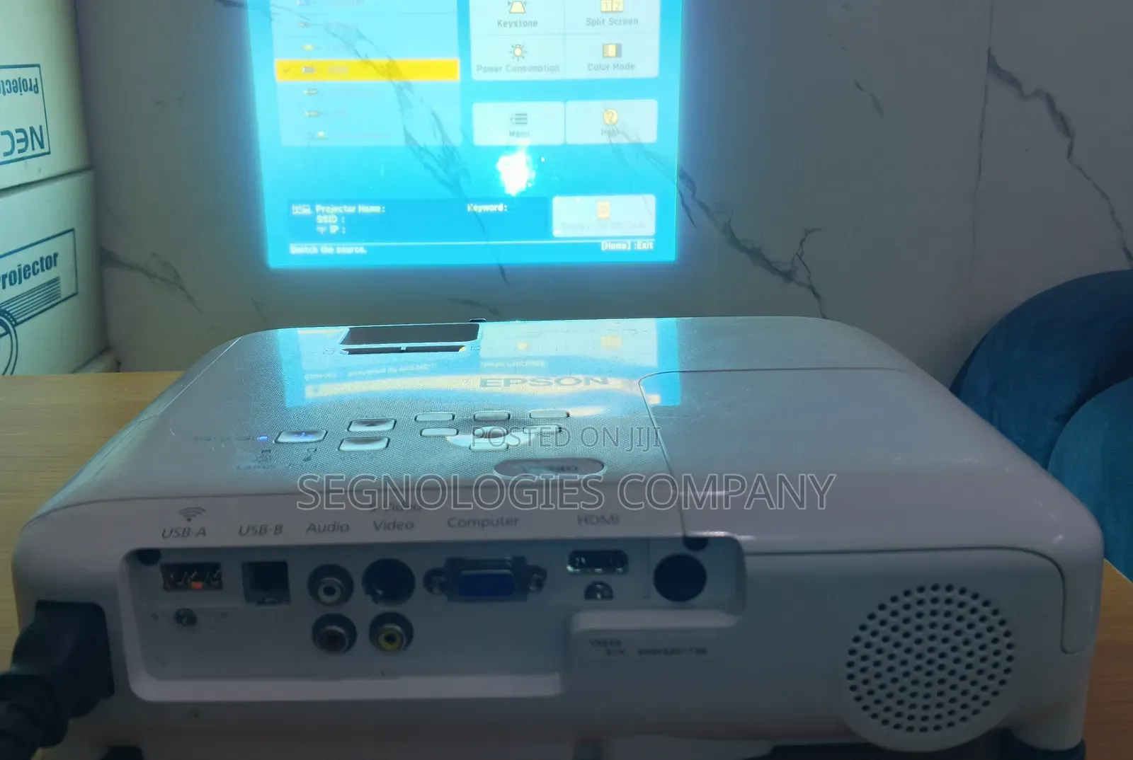 Epson Vs240 3000 Lumens Vga 3lcd Projector